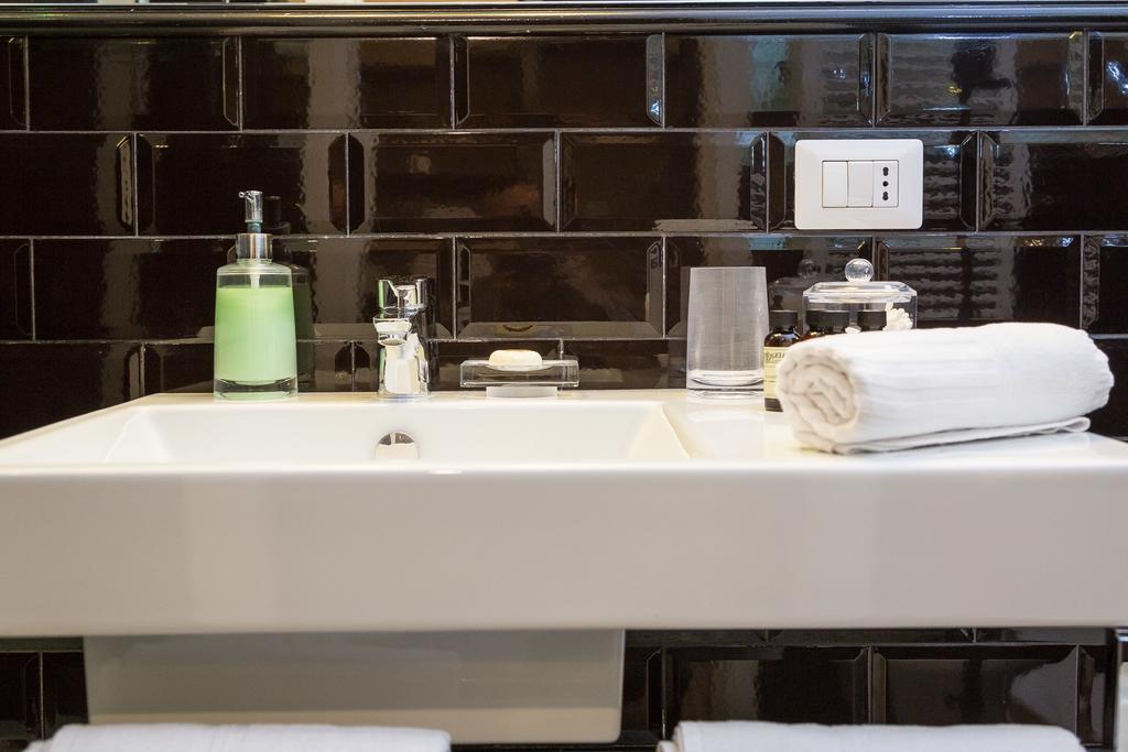App Condotti Luxury Apartment In Ρώμη Εξωτερικό φωτογραφία